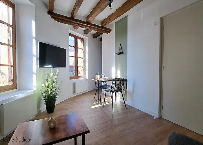 Les Cles Du Clocher * Le Vieil-Baugé